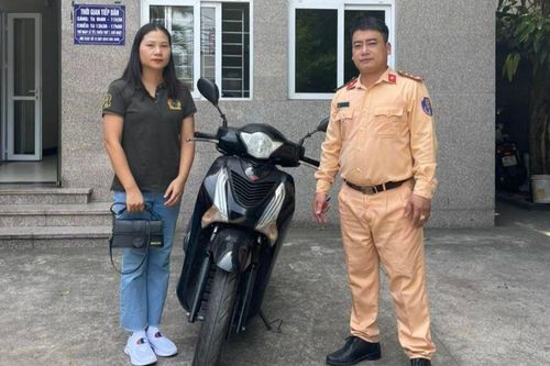 Bất ngờ nhận lại chiếc xe máy bị mất sau 5 năm