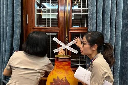 Cưỡng chế kê biên căn biệt thự triệu đô của cựu Tổng giám đốc Công ty Nam Triệu