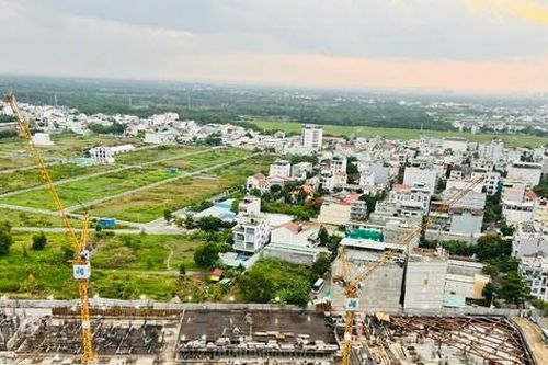 Doanh nghiệp bất động sản đang 'pass nhanh' dự án với giá rẻ