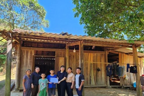 Bạn đọc ủng hộ gần 100 triệu đồng đến người cha đơn thân ở Quảng Bình