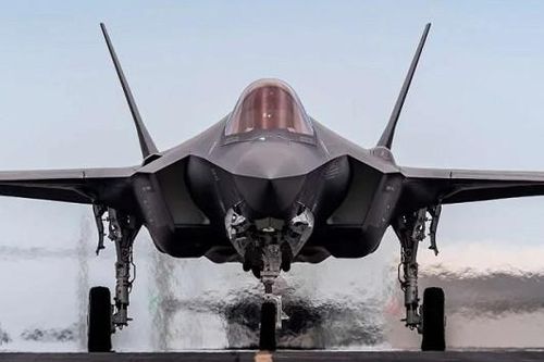 Mỹ điều thêm tiêm kích F-35, tàu chiến tới Trung Đông đối phó với Iran