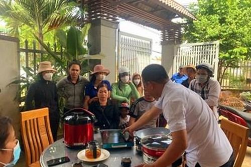 Nhiều người dân mất tiền vì bị lừa mua hàng trúng thưởng
