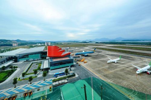Mở cửa khai thác trở lại sân bay Vân Đồn, Cát Bi sau cơn bão số 1