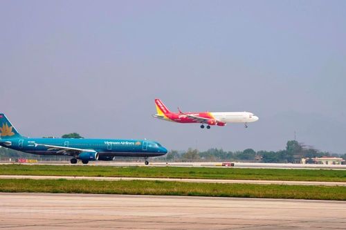 Hãng bay đẩy sớm giờ khởi hành sau khi 3 sân bay mở cửa trở lại