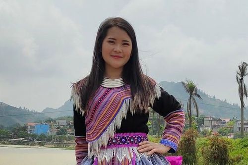 Giàng Thị Chá - người đưa thổ cẩm ra thế giới