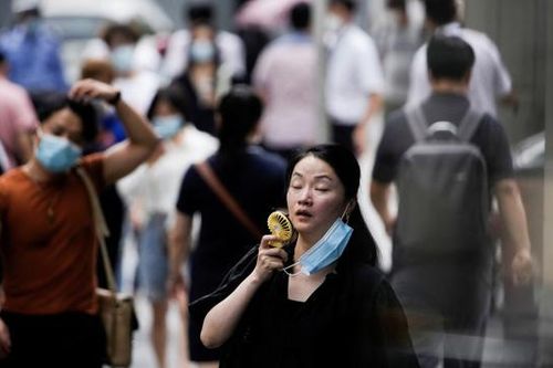Nắng nóng thiêu đốt, nhiệt độ toàn cầu lên mức báo động