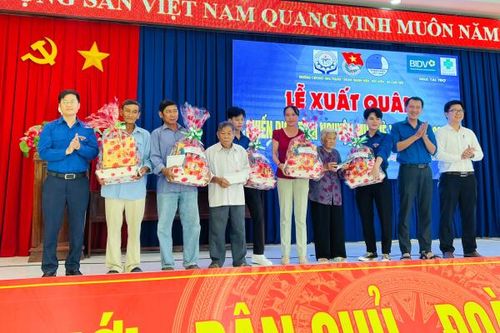 Lễ xuất quân Chiến dịch tình nguyện Mùa hè xanh năm 2023 tại xã Cam Tân