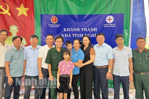 Khánh thành 'Nhà nghĩa tình đồng đội' tại Kim Sơn
