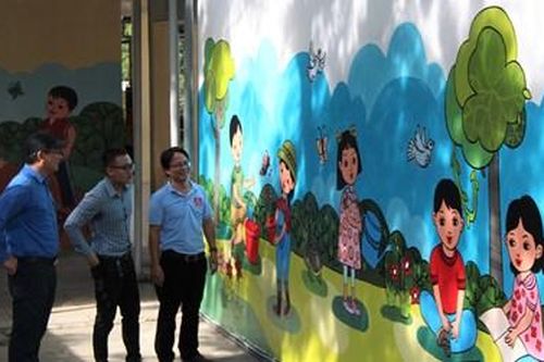 Tình nguyện mùa hè xanh đến với vùng cao Nam Đông