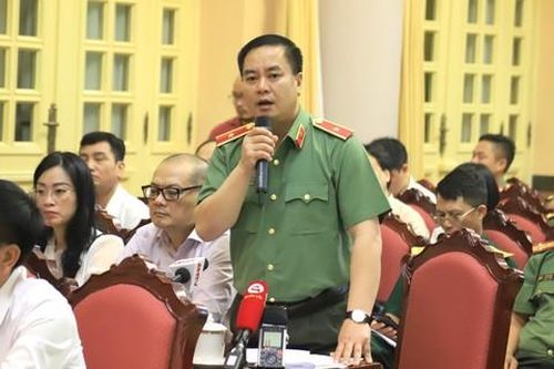 Kéo dài tuổi phục vụ trong Công an nhân dân đem lại lợi ích về mọi mặt