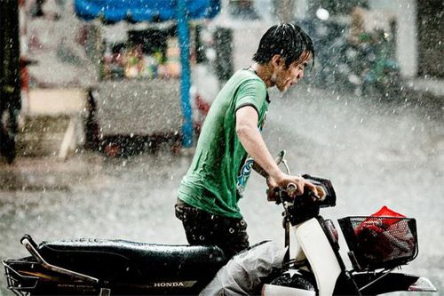 Bạn trai 33 tuổi lương chỉ 7 triệu đồng nhưng cứ trì hoãn cưới xin, tôi có nên tiếp tục?