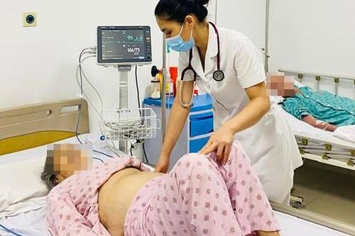 Ứng phó với ngộ độc thực phẩm trong mùa mưa bão