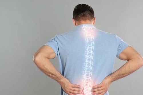 Chữa bệnh vẹo cột sống thế nào? Có cần thiết phải phẫu thuật không?