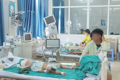 Cấp cứu thành công bé 4 tuổi bị vỡ dị dạng mạch máu não