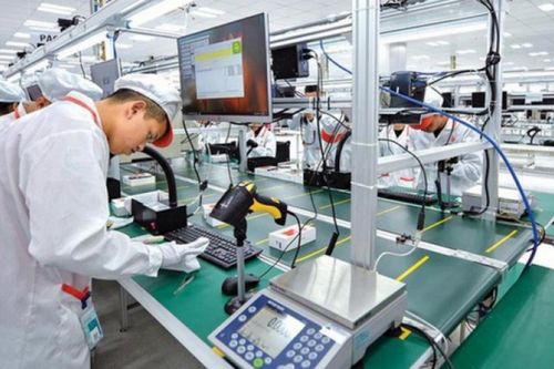 Dòng vốn FDI vẫn chảy mạnh vào Việt Nam và các nước châu Á