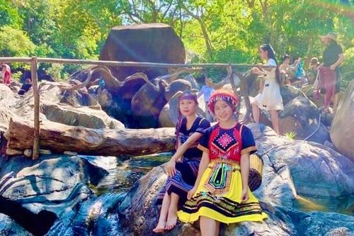 Nỗ lực đưa du lịch thành ngành kinh tế mũi nhọn