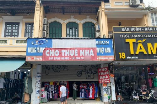 Hà Nội: Bán hàng ế ẩm, nhiều chủ cửa hàng trả mặt bằng kinh doanh