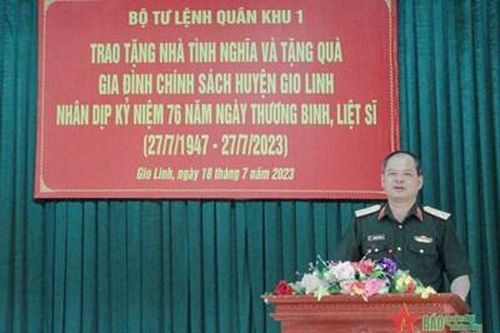 Bộ tư lệnh Quân khu 1 trao nhà tình nghĩa, tặng quà gia đình chính sách ở huyện Gio Linh