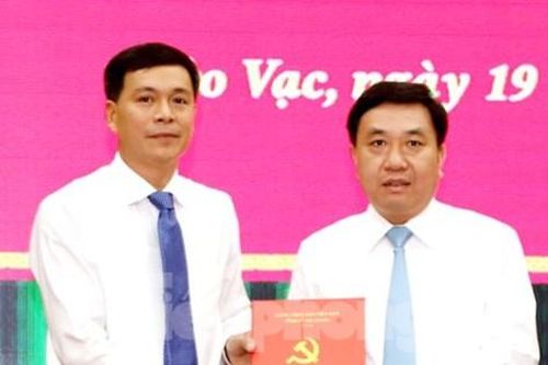 Công bố quyết định điều động, chỉ định Bí thư Huyện ủy Mèo Vạc