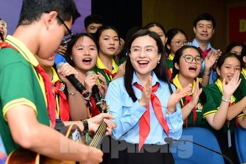 Hành trình Em yêu Tổ quốc Việt Nam 'cập bến' Thủ đô