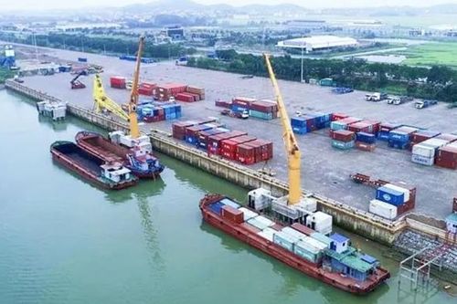 Đề xuất quy hoạch hơn 100 cảng cạn giai đoạn đến năm 2030