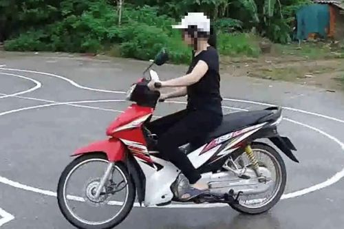 Hy hữu, 2 người thương vong khi tập đi xe máy