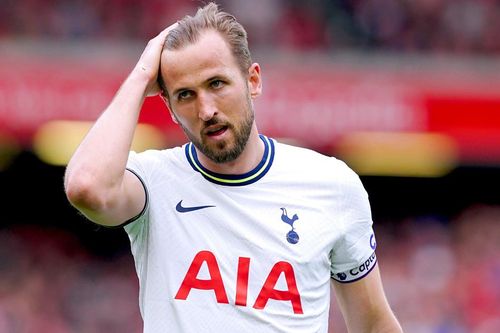 Rooney: 'Harry Kane bị Tottenham giam giữ như tù nhân'