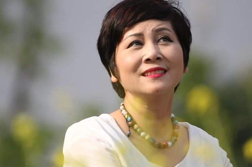 NSND Minh Hằng vui mừng vì công an bắt được kẻ giật dây chuyền