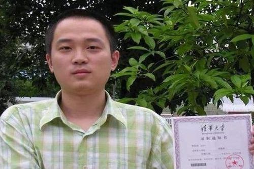 3 lần đỗ đại học top đầu vẫn bị đuổi học vì lý do không ngờ
