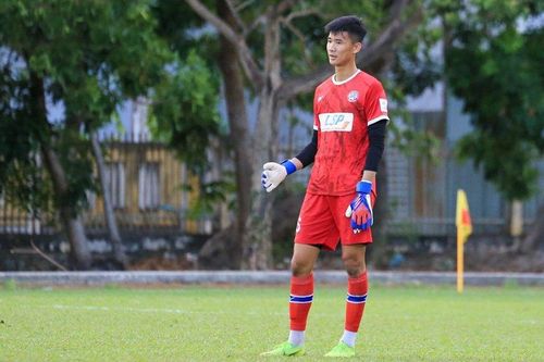 Cầu thủ kêu cứu vì bị CLB Bà Rịa Vũng Tàu nợ tiền lót tay