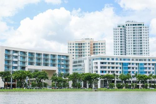 Cảnh trái ngược của khu đô thị kiểu mẫu đầu tiên ở Hà Nội và TPHCM