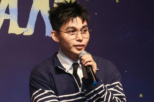 Jun Phạm bắt đầu viết văn từ khi... nhóm 365 bị ế show