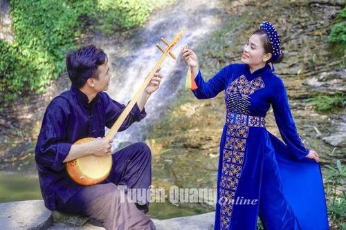 Nàng Then của bản