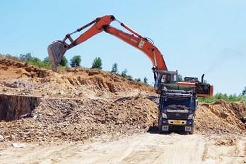 Quản lý, giám sát mỏ đất làm vật liệu san lấp