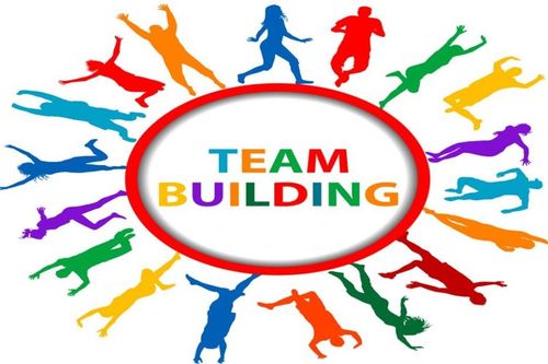Tôi ghét team building, gần 50 tuổi vẫn phải chơi trò nhí nhố như trẻ con