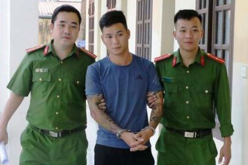 Tạm giữ hình sự nam thanh niên bắn 2 người bị thương tại đám giỗ