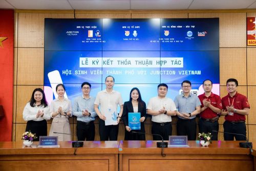 Hơn 15.000 sinh viên tham gia sân chơi quốc tế về công nghệ