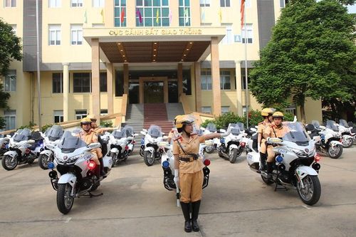 Lý giải việc CSGT nhiều tỉnh thành được cấp siêu mô tô