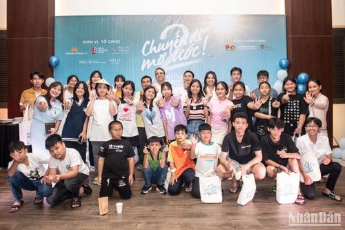 Tổ chức hoạt động trải nghiệm, vui chơi cho trẻ em chịu ảnh hưởng dịch Covid-19