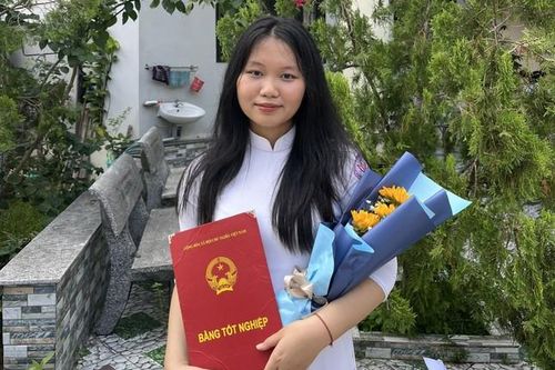 Nữ sinh chuyên Anh trở thành thủ khoa tỉnh Quảng Nam nhờ biết lên kế hoạch học tập