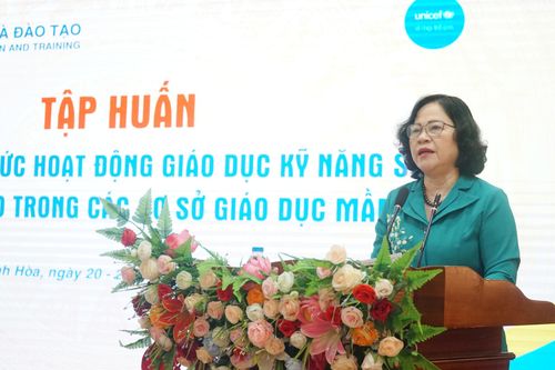 Tập huấn tổ chức hoạt động giáo dục kỹ năng sống cho trẻ mầm non