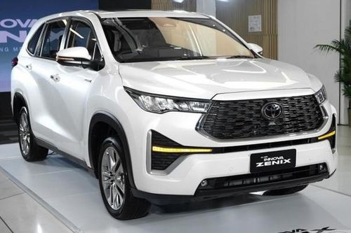 Toyota Innova Zenix 2023 ra mắt tại Thái Lan, giá từ 942 triệu đồng