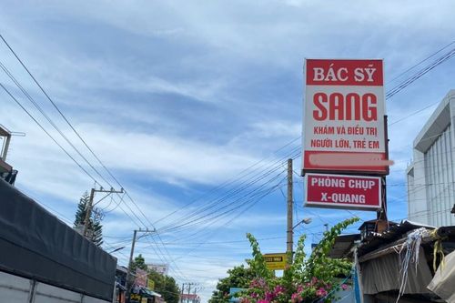 Phòng khám của Giám đốc Trung tâm Y tế huyện ở An Giang bị tố xét nghiệm 'chui'