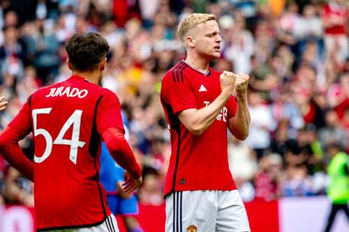 CLIP: Van de Beek lập siêu phẩm, Man Utd thắng trận thứ 2 liên tiếp
