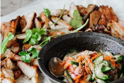 Không phải mật ong, nguyên liệu rất quen thuộc này sẽ giúp thịt nướng vừa mềm vừa béo