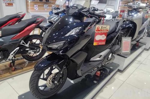 Giá xe Honda Vario 160 tháng 7/2023: Giảm 'sập sàn'