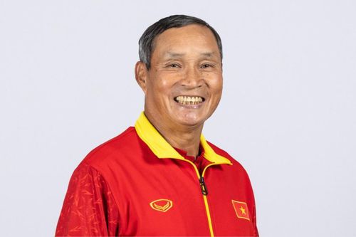 HLV Mai Đức Chung lập kỷ lục World Cup nam và nữ
