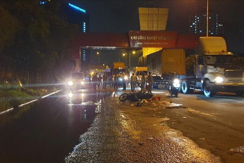 Truy tìm ô tô cán qua người nạn nhân gây tử vong rồi bỏ trốn