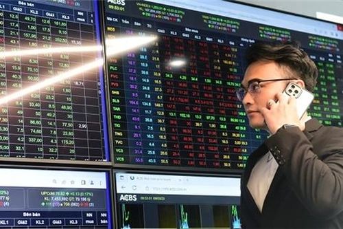 Thị trường chứng khoán cần 'thanh lọc' để phát triển bền vững