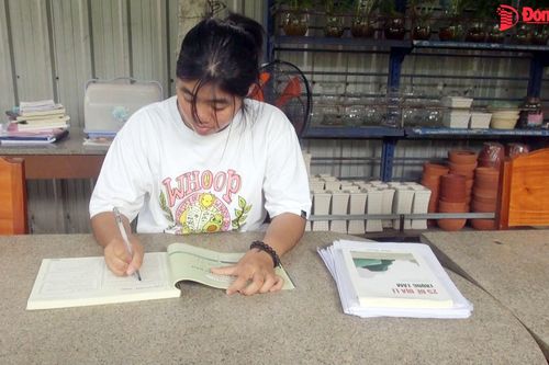 'Quay xe' từ khối B sang thi khối C, vẫn đỗ thủ khoa